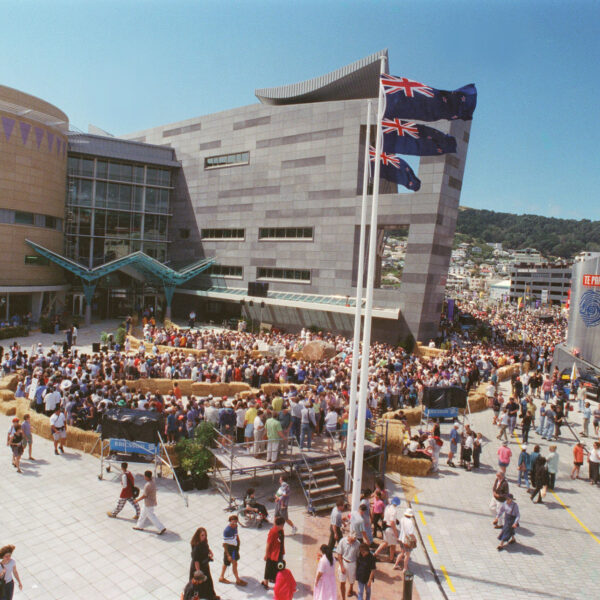 Te Papa Opening, 1998. Photo by Michael Hall. Te Papa Te Papa