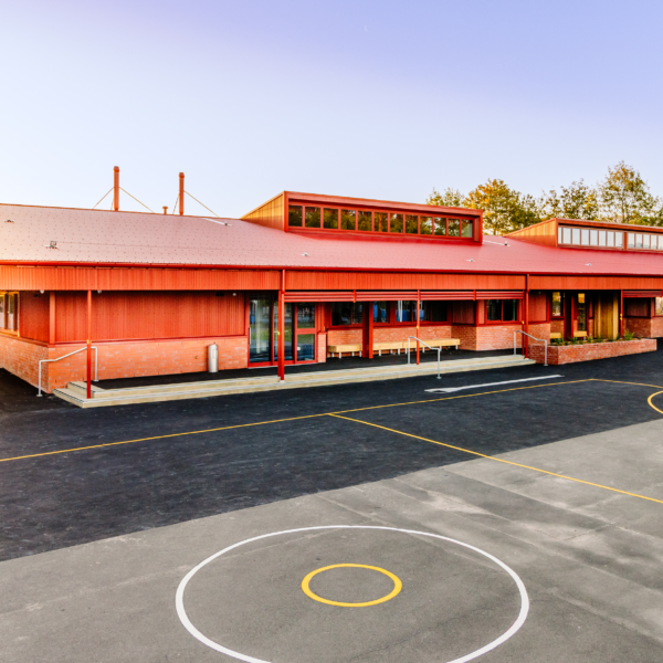 Oxford-Area-School-HR-6